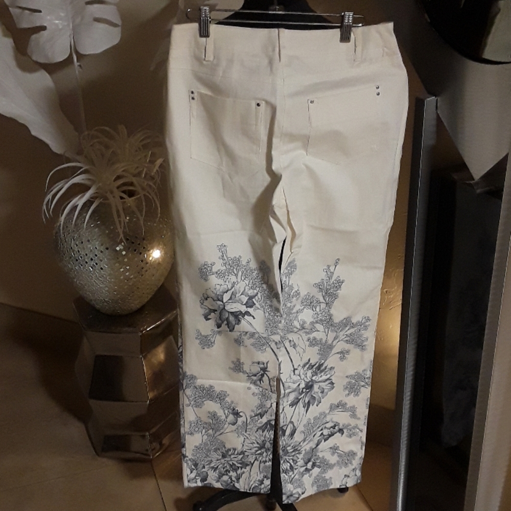 Cache Luxe Jeans - image 2